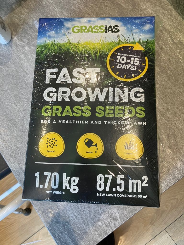 1.7kg Grass seeds