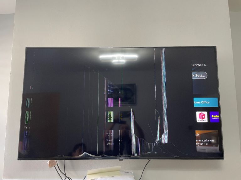 LG 55 inch 4K Smart TV