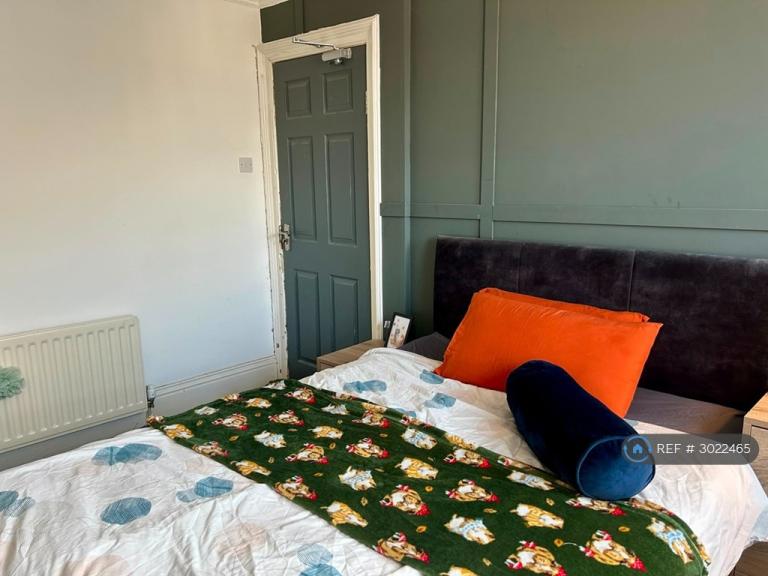 1 bedroom in Wingrove Avenue, Newcastle, NE4 (#3022465)