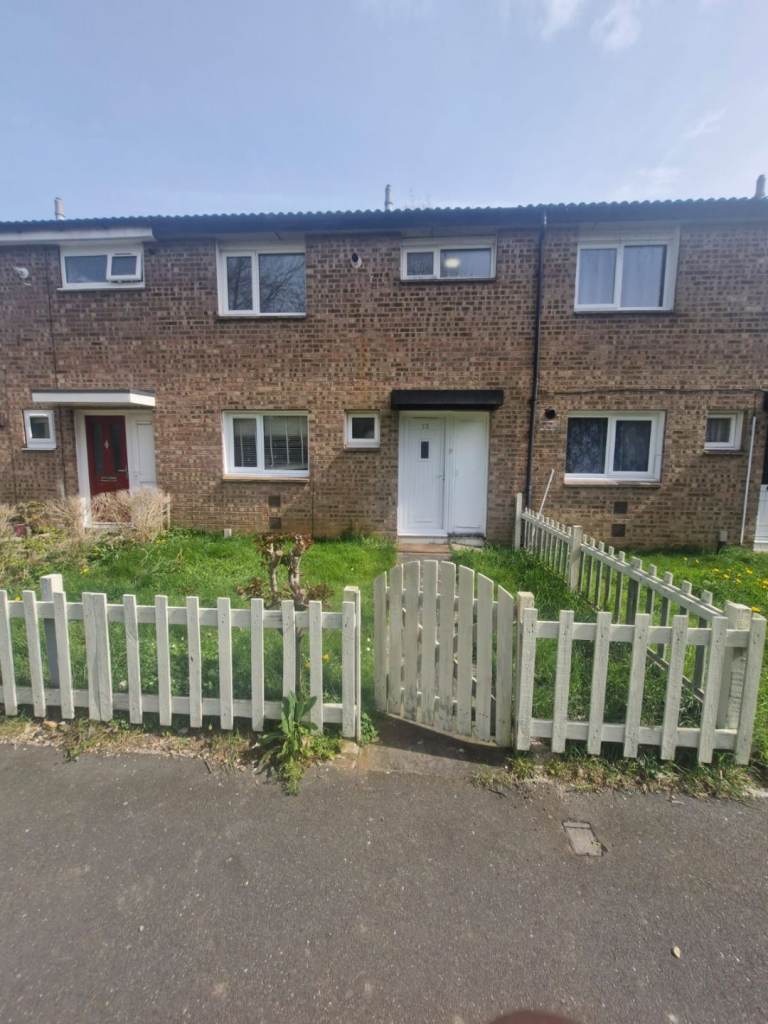 3 bedroom house in Northampton