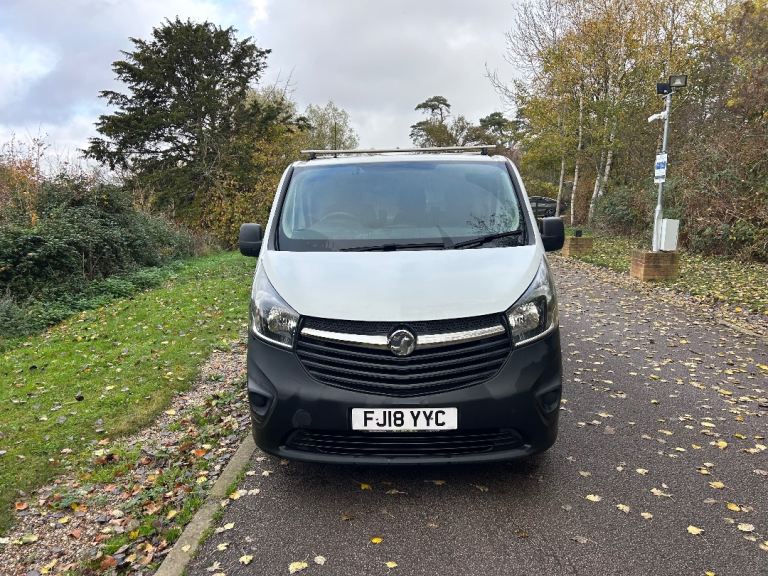 70,000 MILES VAUXHALL VIVARO 1.6 CDTI 2018 FREE ULEZ EX BT EXCELLENT CONDITION NO VAT