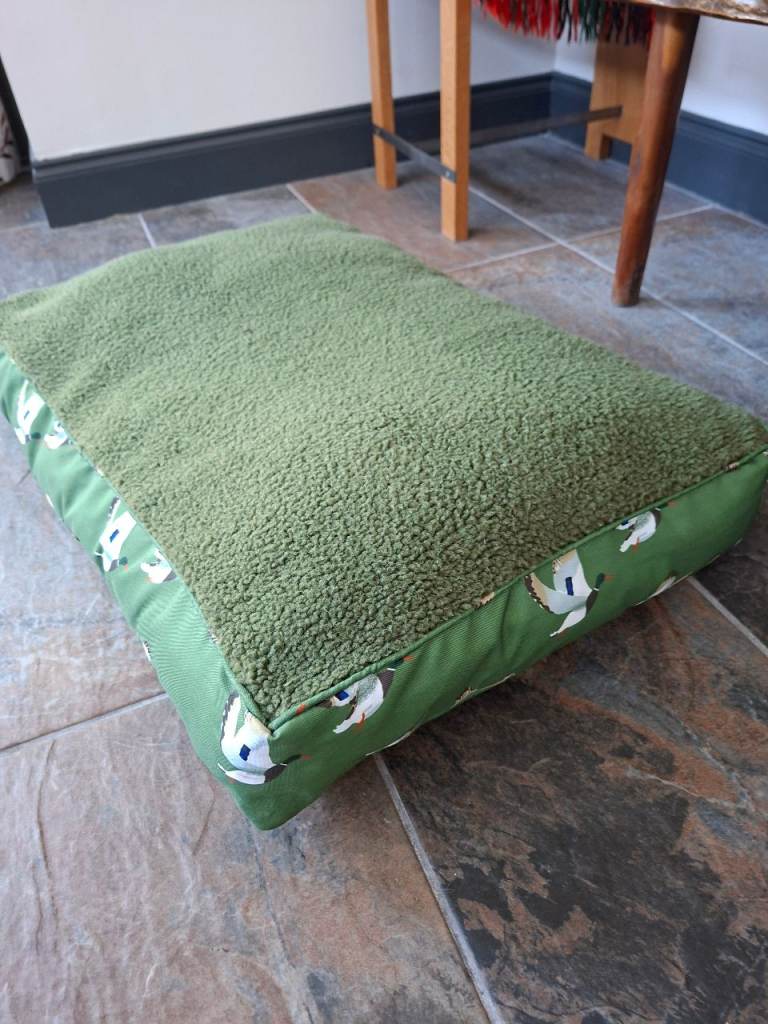 Small dog bed