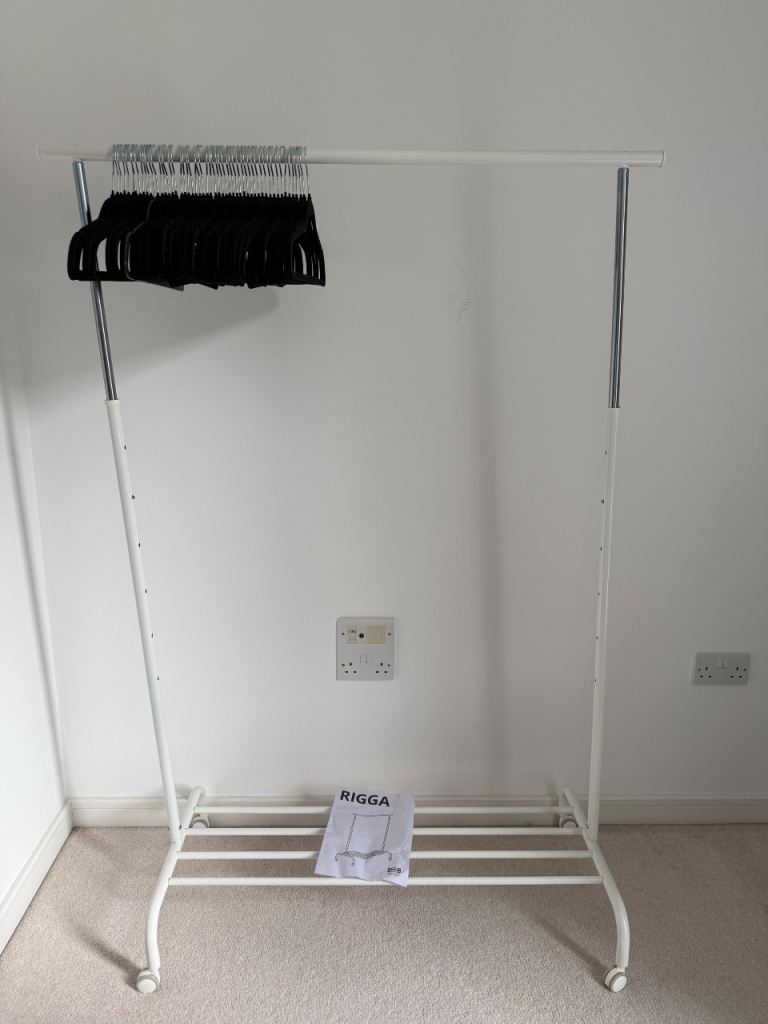 IKEA RIGGA Clothes Rack with Hangers – White, Good Condition