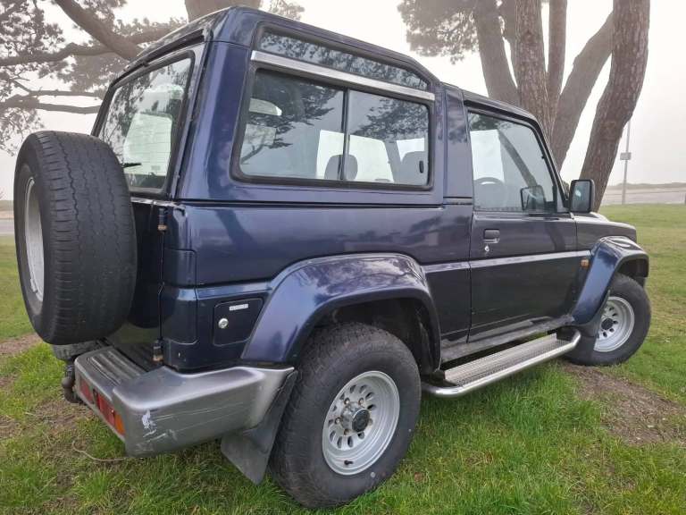 Daihatsu, FOURTRAK, Estate, 1998, Manual, 2765 (cc), 3 doors 7 seater can legally tow horsebox