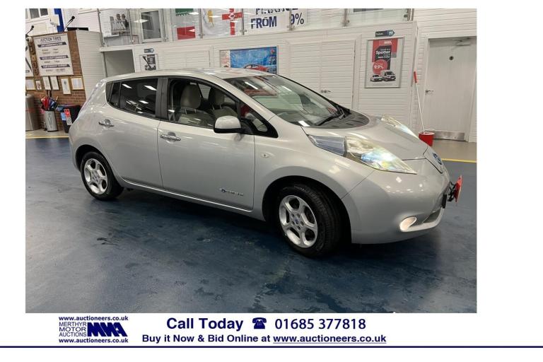 image for 2012 Nissan Leaf 108PS AUTO FULLY ELECTRIC 5 DOOR HATCHBACK HATCHBACK Electric Automatic