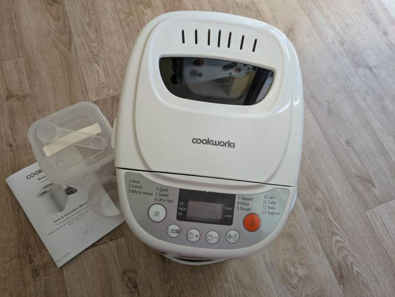 Bread maker with instructions