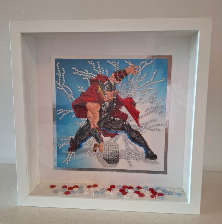Diamond art pictures in 3D box frame handmade 