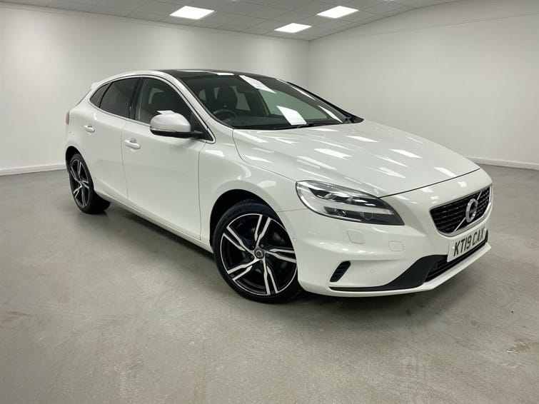 2019 Volvo V40 T3 [152] R DESIGN Edition 5dr HATCHBACK PETROL Manual