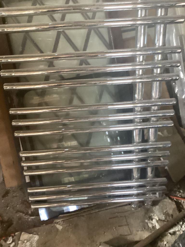 Towel rail