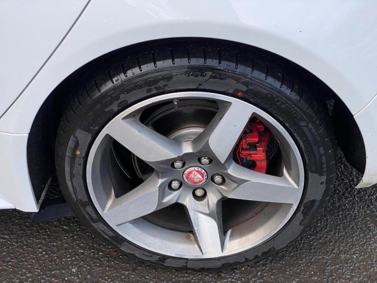 2016 Jaguar XE 2.0d R-Sport Auto Euro 6 (s/s) 4dr SALOON Diesel Automatic