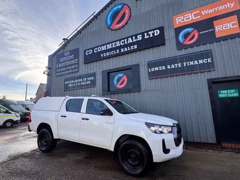 2021 Toyota Hilux 2.4D-4D ACTIVE Double Cab Pick Up 4x4 49,000 Miles Euro 6 Pick Up Diesel Manual