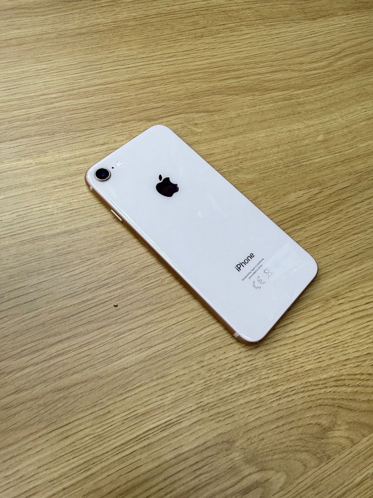 Apple iPhone 8 64Gb – White, Good Condition