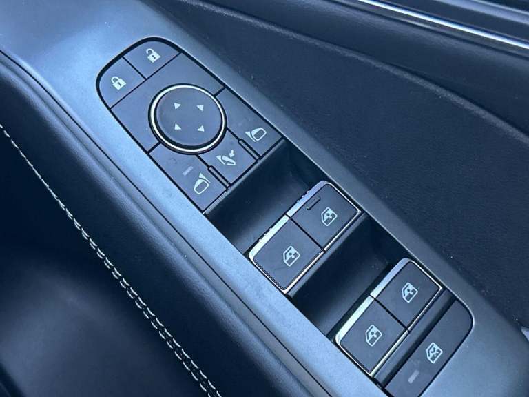 2025 Nissan Qashqai 1.5 h e-POWER Tekna Auto Euro 6 (s/s) 5dr SUV PETROL/ELECTRIC Automatic