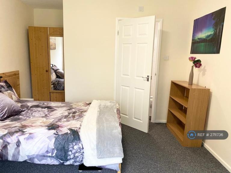 4 bedroom house in Lichen Green, Coventry, CV4 (4 bed) (#2711736)