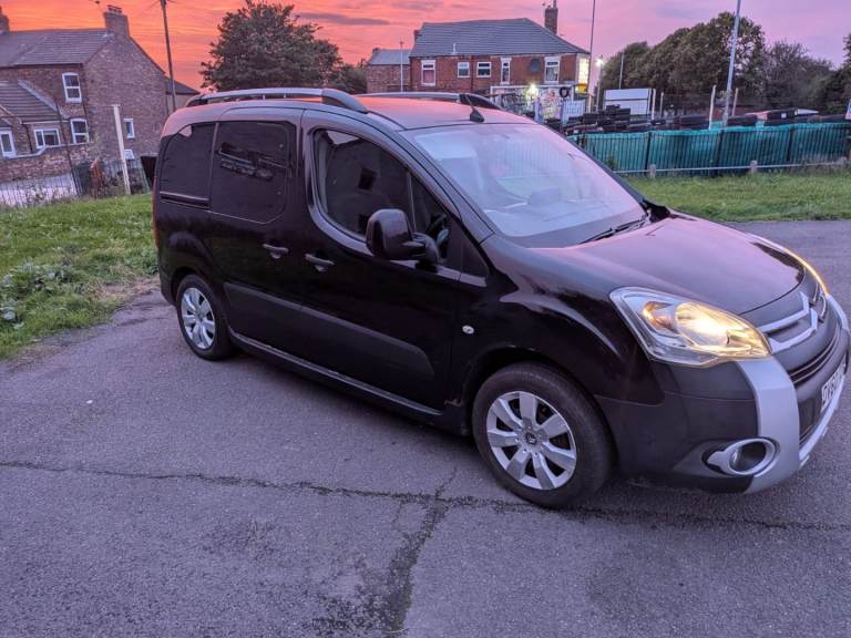 2010 citroen berlingo xtr multispace  3owners from new 12mths mot very clean for age