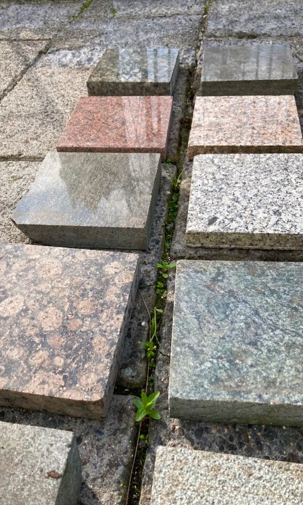 25 POLISHED and UNPOLISHED GRANITE OFF-CUTS ~ PLANT POT STANDS