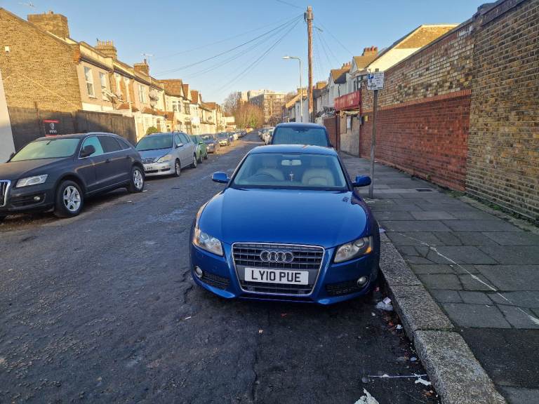 Audi, A5, Hatchback, 2010, Semi-Auto, 1984 (cc), 5 doors