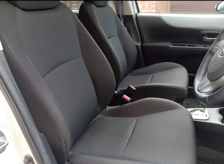 Toyota, YARIS, Hatchback, 2014, Other, 1497 (cc), 5 doors