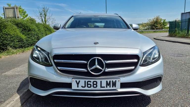 2019 Mercedes E220d W213 estate, automatic, double tablet display