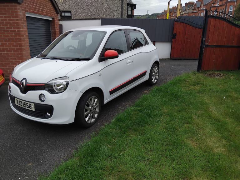 Renault, TWINGO, Hatchback, 2015, Manual, 999 (cc), 5 doors