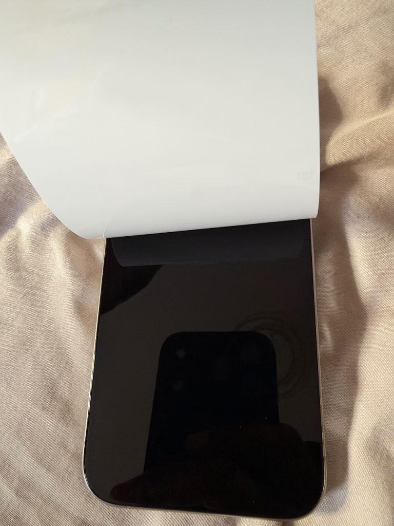 iPhone 15pro - Titanium 128GB