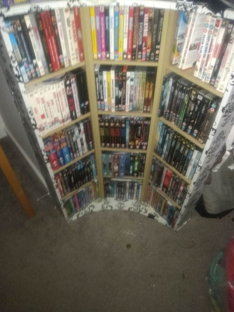 Bookcase corner unit 