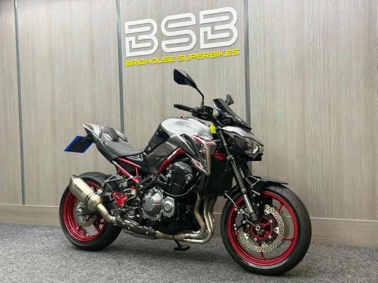 2019 19 Kawasaki Z900 ZR 900 BKF Performance Edition ABS - AKRAPOVIC 3821 Miles
