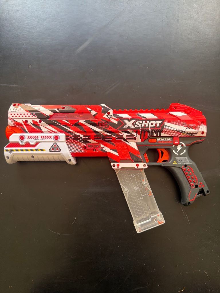 X-Shot Blaster Toy Gun – Red/White, Good Condition