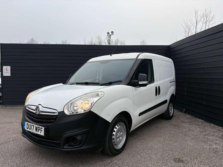 2017 Vauxhall Combo 2000 1.3 CDTI 16V 95ps H1 Van Euro 6 [Start Stop] PANEL VAN Diesel Manual