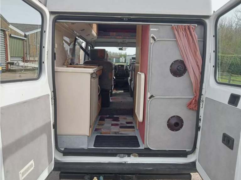 DIMENSION ROMAHOME 2004 2 BERTH