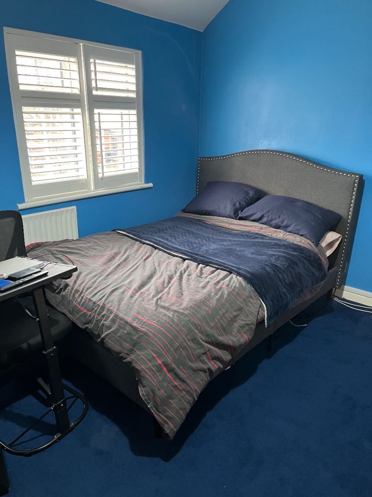 Large double room to let, close to station and amenities, bills included £850.00.