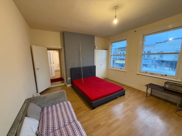 Master Room Leytonstones £850 - All the bills included!!!