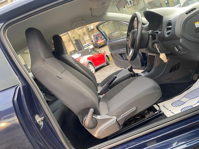 2013 Skoda Citigo 1.0 MPI GreenTech Elegance Euro 5 (s/s) 3dr HATCHBACK Petrol Manual