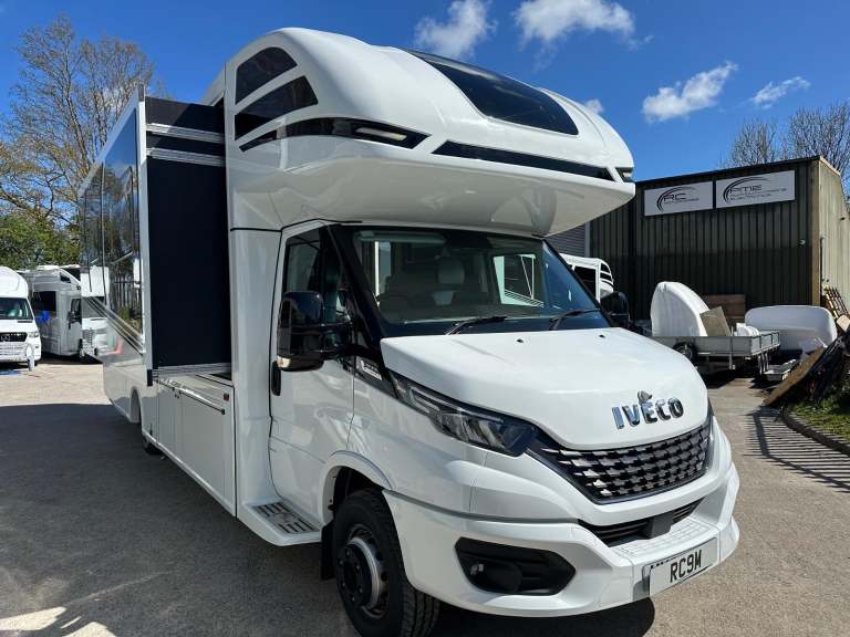RC Motorhomes RC9M Motorhome Camper RV