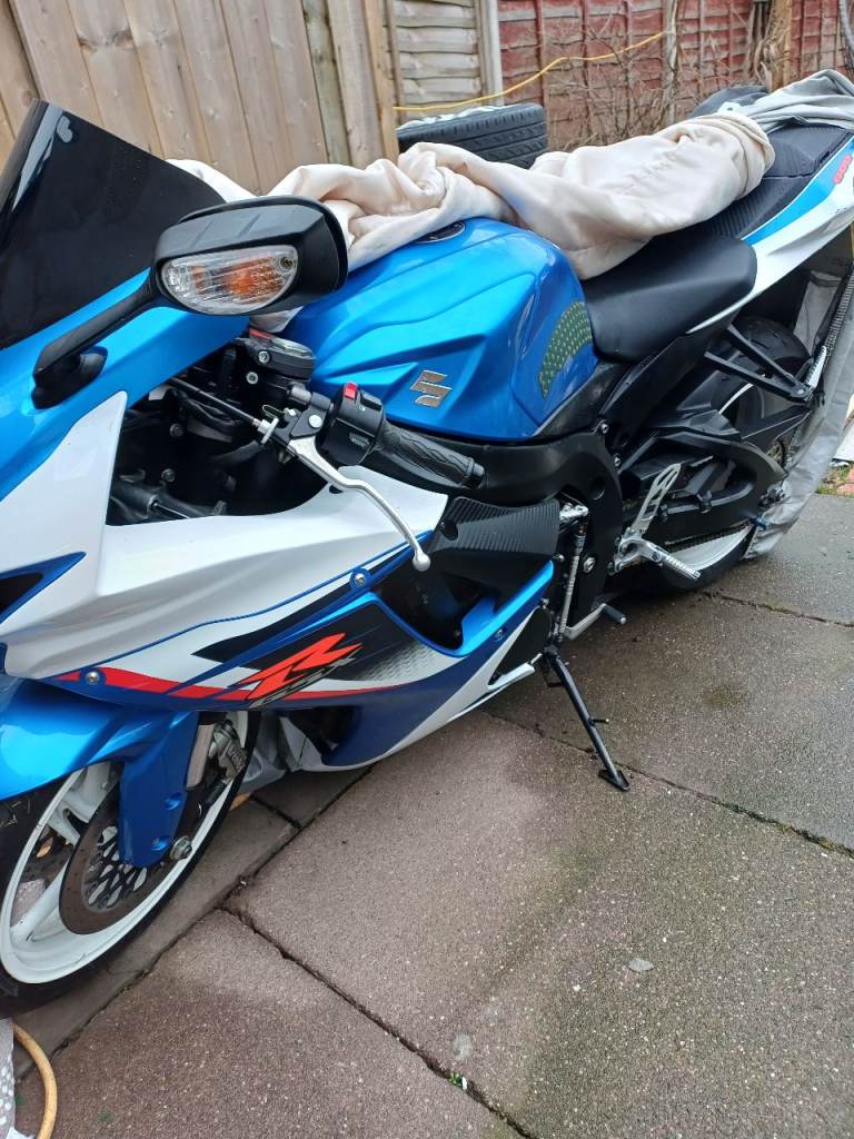 Suzuki gsxr 600 fantastic condition. 
