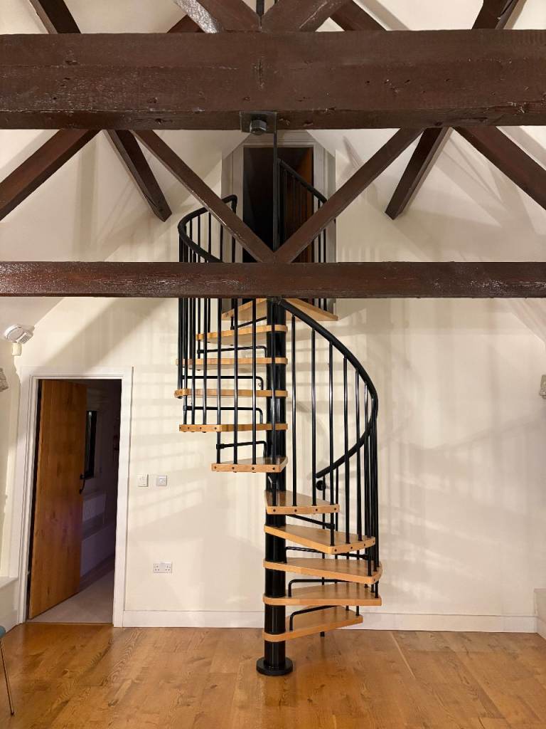 High-quality indoor spiral staircase