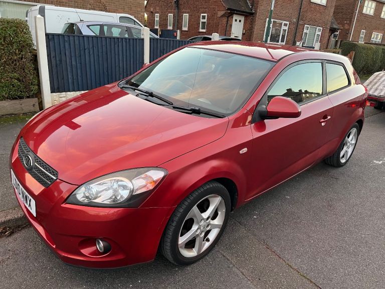 Kia, PRO CEED, Hatchback, 2010, Manual, 1582 (cc), 3 doors