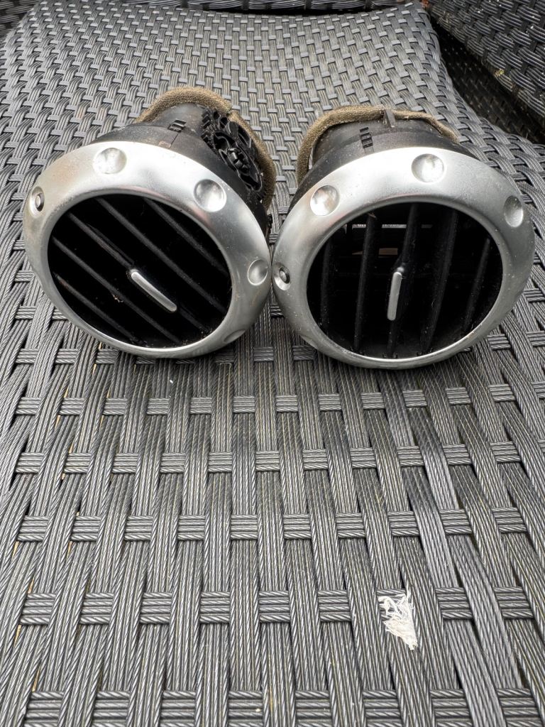 AUDI TT MK1 8N 225 QUATTRO AIR VENTS X2 