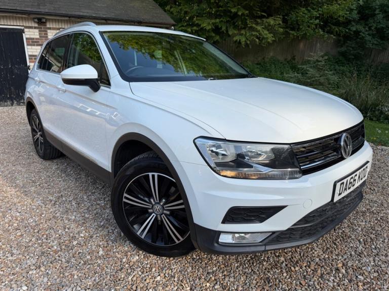 2016 Volkswagen Tiguan 2.0 TDI BlueMotion Tech SE Navigation SUV 5dr Diesel Manual 4Motion Euro 6...