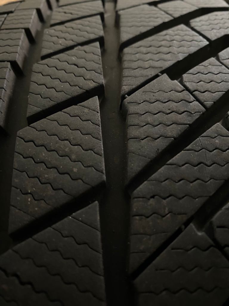 Set of four winter tyres
