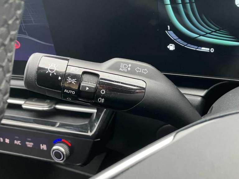 2024 Kia Niro 1.6 GDi 127 Hybrid 2 Nav 5dr DCT ESTATE PETROL/ELECTRIC Automatic