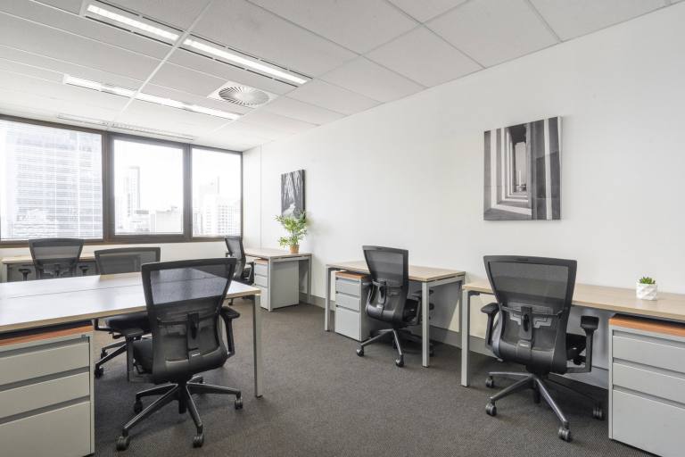Leicester - LE1 1QZ \ Private Office Available Immediately for 3 Workstations