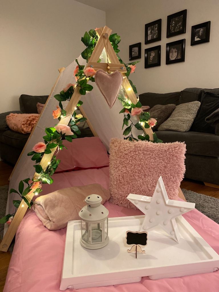 4 x A-Frame ‘Teepee’ indoor play tents  