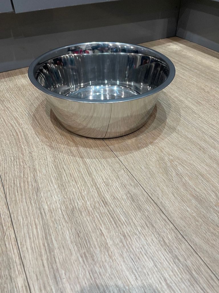 Large dog bowl £5