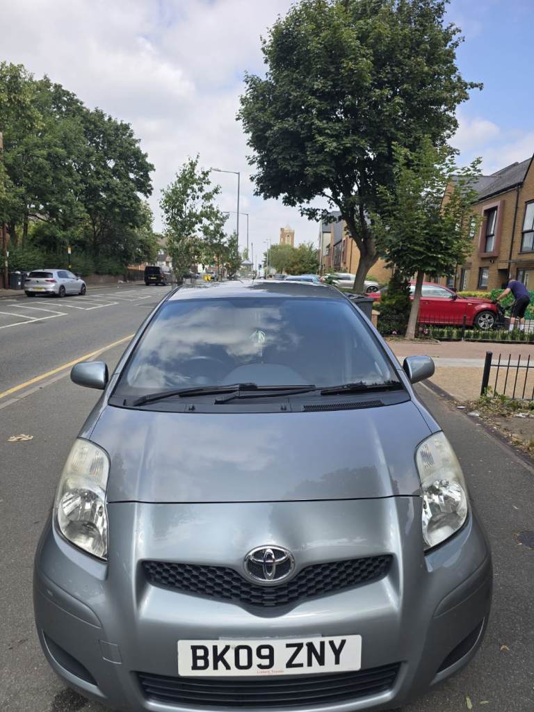 Toyota, YARIS, Hatchback, 2009, Manual, Petrol, 998 (cc), 5 doors