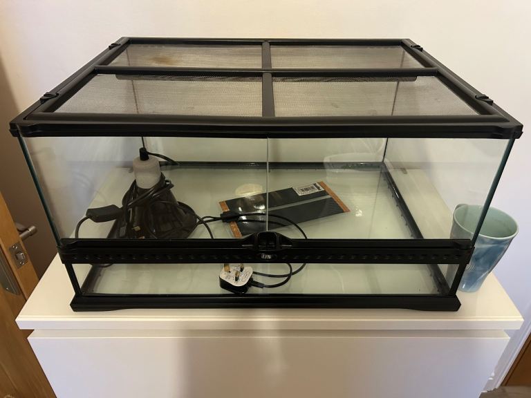 Exo Terra 60x45x30 terrarium