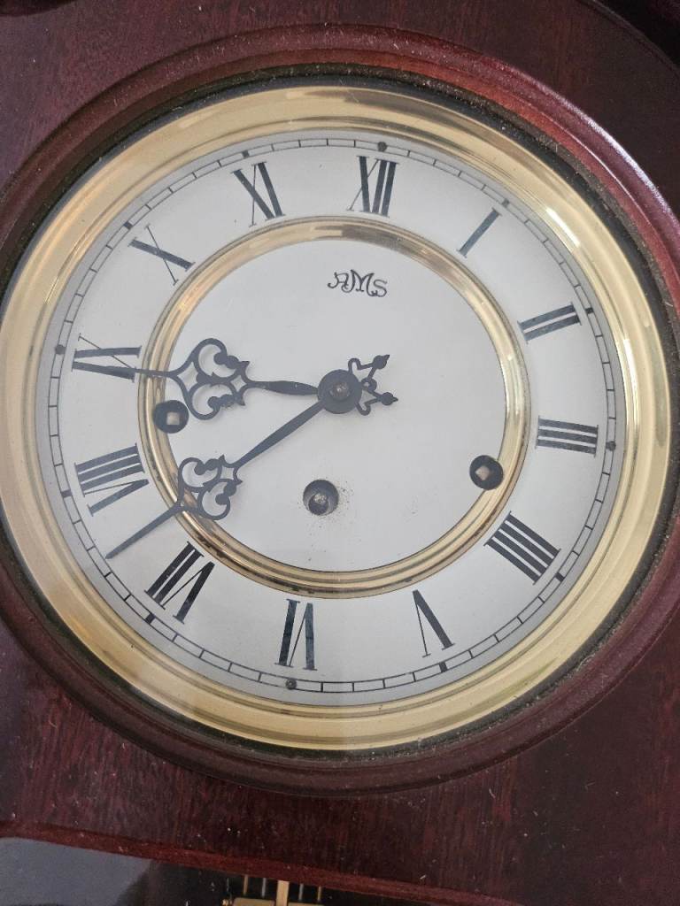 Wall clock 