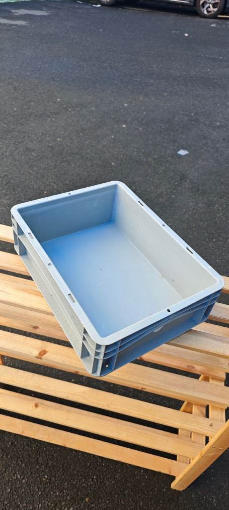 16 Premium Small Pizza Dough Tray 400 x 300 x 120mm