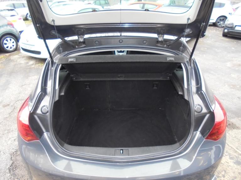2013 Vauxhall Astra 1.4i 16V SRi 5dr HATCHBACK Petrol Manual