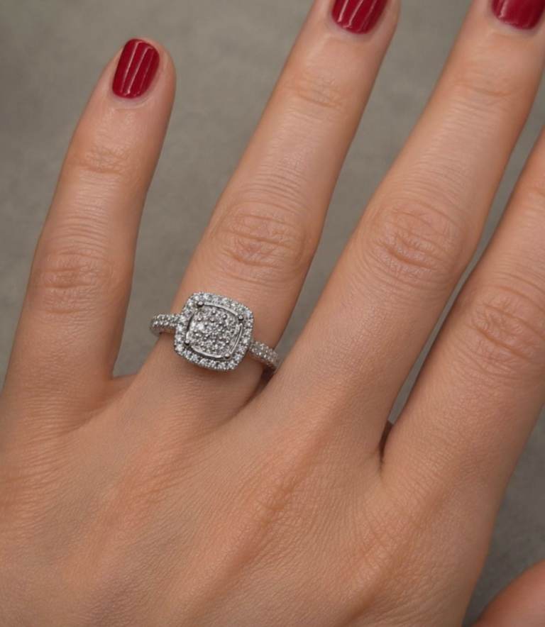 Platinum 0.7ct Natural Diamond Ring size i